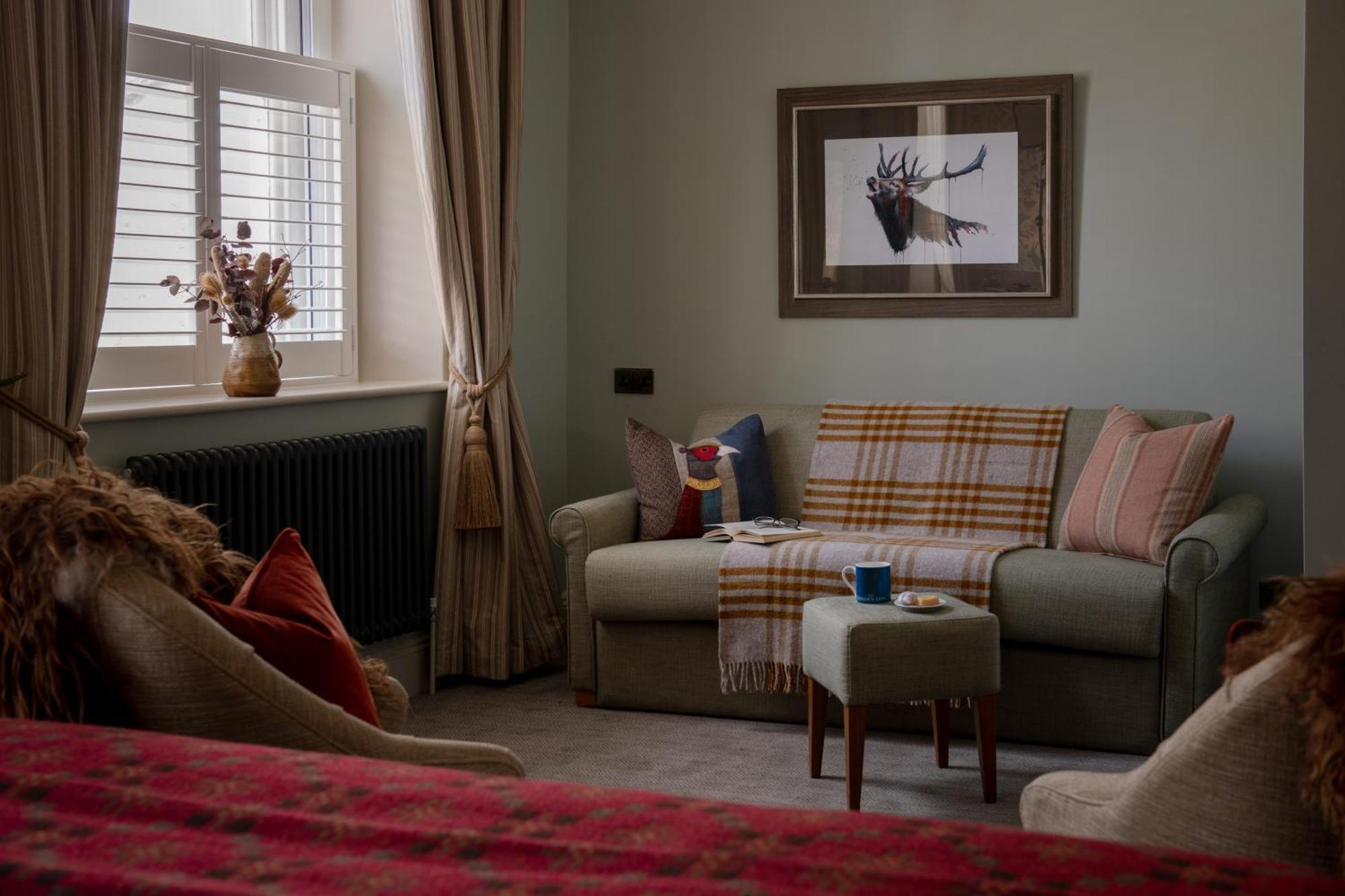 The Golden Lion At Settle Hotell Exteriör bild