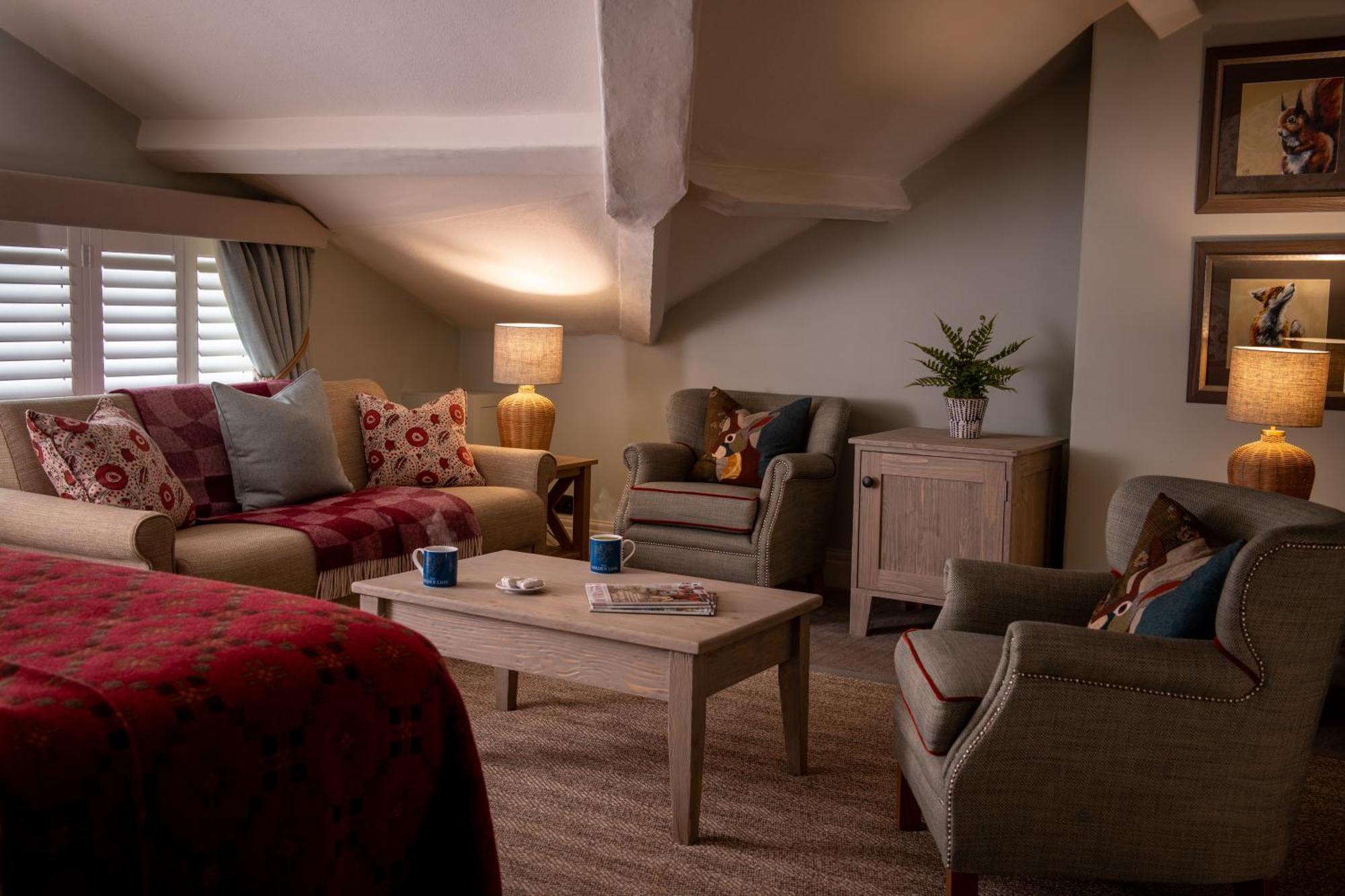 The Golden Lion At Settle Hotell Exteriör bild